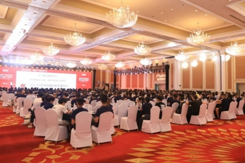 融合产业优势 共拓增长新局 | 福莱新材山东基地2025经销商发展赋能大会成功召开
